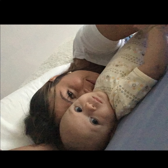 Meet your Posher, April - Picture 1 of 1